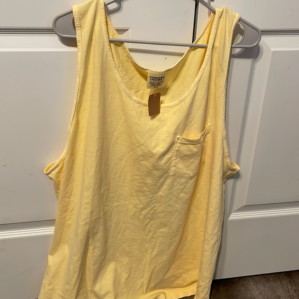Comfort colors tank